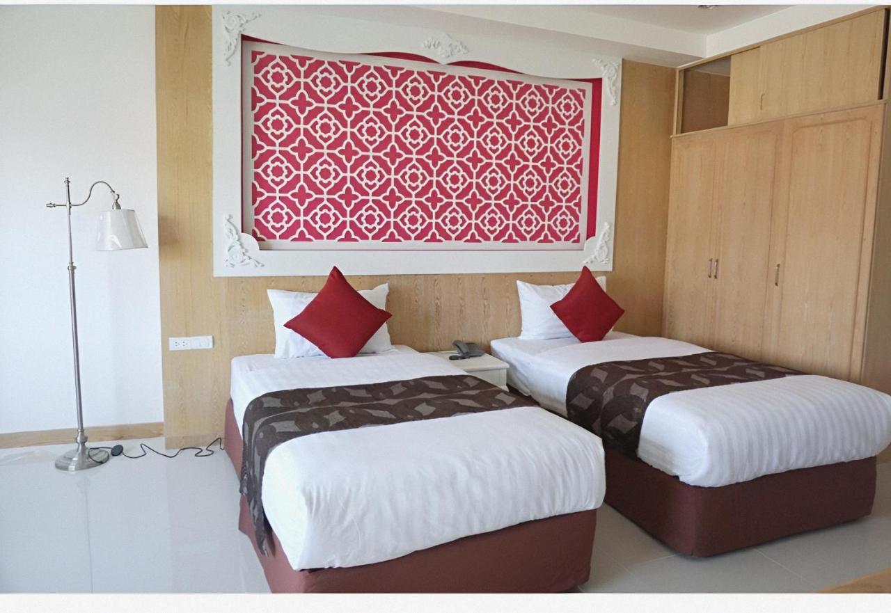 Hotel Lucky Sun Patong Exterior foto